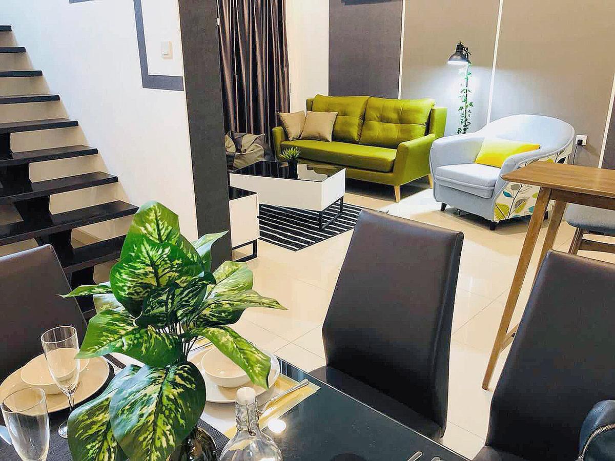 The Loft Kangkar Teberau Exterior foto